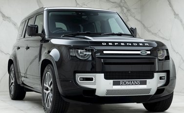 Land Rover Defender 110 XS Edition P400 1