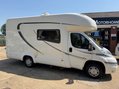 Auto-Trail Tracker EKS LOVELT LOW MILEAGE GREAT SPEC TRACKER 27