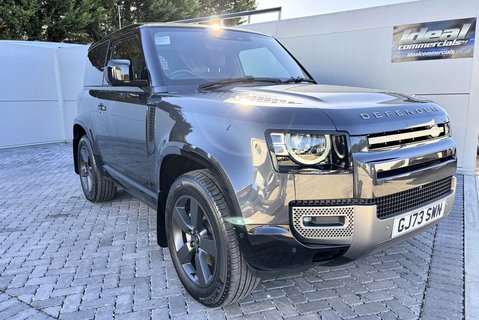 Land Rover Defender 90 D300 Hard Top X-Dynamic HSE 1