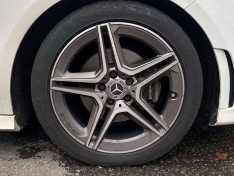 Mercedes-Benz A Class 1.5 A180d AMG Line Hatchback 5dr Diesel 7G-DCT Euro 6 (s/s) (116 ps) 8