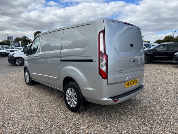 Ford Transit Custom SWB L1H1 Low Roof Limited 280 Air Con Alloys Sensors EURO 6 10