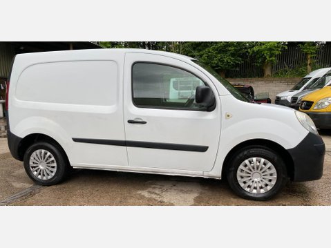 Renault Kangoo 1.5 ML19 TD dCi FWD L2 H1 3dr 6