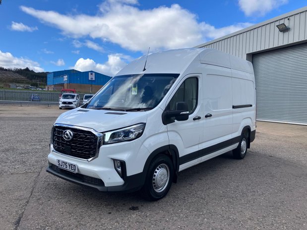 Maxus Deliver 9 Deliver LWB Diesel 9 2.0 D20 150 Extra High Roof Van 14