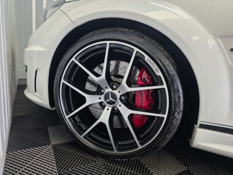 Mercedes-Benz C Class 6.3 C63 V8 AMG Edition 507 Saloon 4dr Petrol SpdS MCT Euro 5 (507 ps) 31