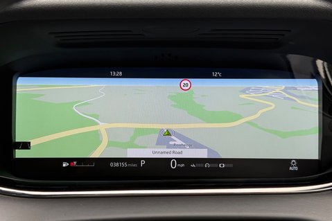 Land Rover Range Rover Evoque R-DYNAMIC HSE MHEV - 360 DEGREE CAMERAS -20 INCH ALLOYS - APPLE CARPLAY 41