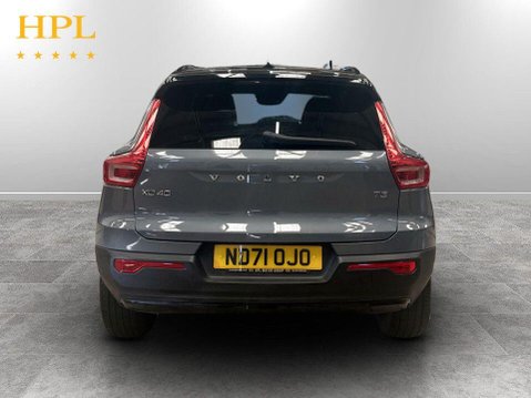 Volvo XC40 1.5 T3 R-Design SUV 5dr Petrol Auto Euro 6 (s/s) (163 ps) 6