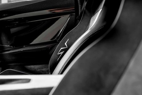 Lamborghini Aventador SV AD PERSONAM. FACTORY SATIN CARBON FIBRE EXT. COMFORT SEATS. FRONT LIFT. 23