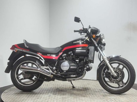 Honda VF750 MAGNA 1982 RUNNING PROJECT BIKE CLASSIC V4 750CC CRUISER