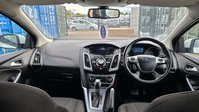 Ford Focus 1.6 Titanium Navigator Hatchback 5dr Petrol Powershift Euro 5 (125 ps) 6