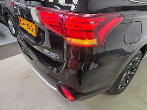 Mitsubishi Outlander 2.0h 12kWh 4hs CVT 4WD Euro 6 (s/s) 5dr 53