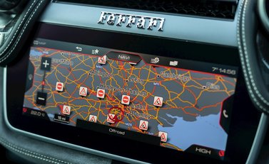 Ferrari GTC4 Lusso 18