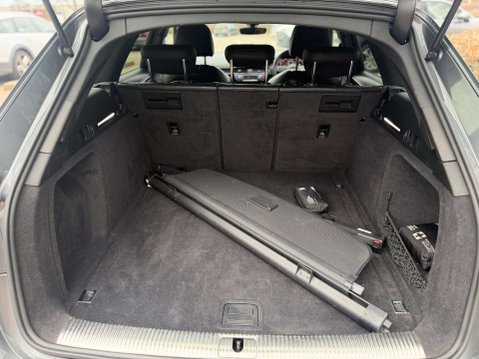 Audi A4 2.0 A4 Black Edition TFSI Semi-Auto 5dr 38