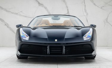 Ferrari 488 SPIDER 10
