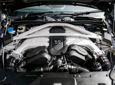 Aston Martin Vanquish 29