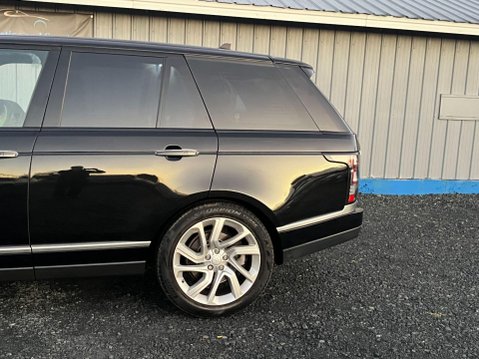 Land Rover Range Rover 3.0 TD V6 Autobiography Auto 4WD Euro 6 (s/s) 5dr 20