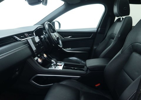 Jaguar F-Pace 2.0 P400e 17.1kWh R-Dynamic Black SUV 5dr Petrol Plug-in Hybrid Auto AWD Eu 47