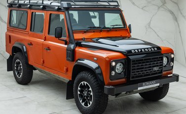 Land Rover Defender 110 ADVENTURE 11