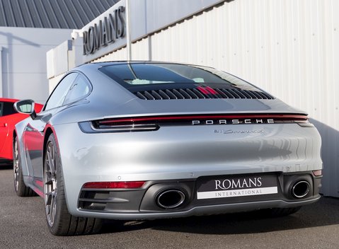Porsche 911 Carrera 4S (992) 27