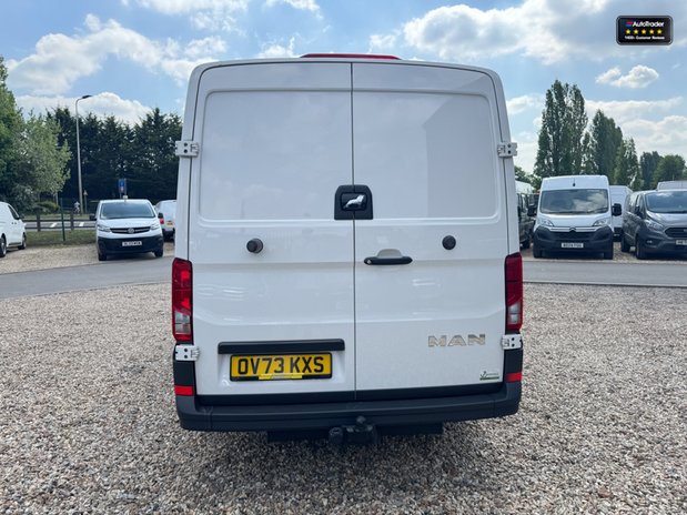 MAN TGE MWB L2H1 3.140 P/V Lion X Air Con Tow Bar NO VAT EURO 6 SELECT 7