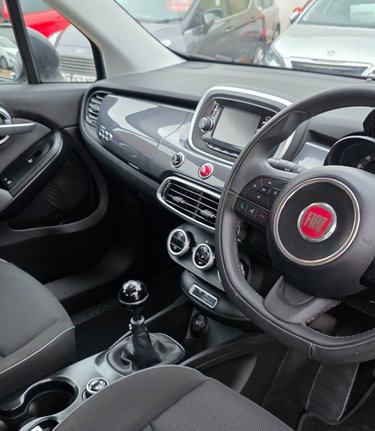 Fiat 500X MULTIAIR POP STAR.. 1 PREVIOUS KEEPER.. SERVICE HISTORY.SAT NAV.A/C,CRUISE 3