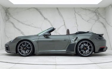 Porsche 911 Turbo S Cabriolet (992) 4
