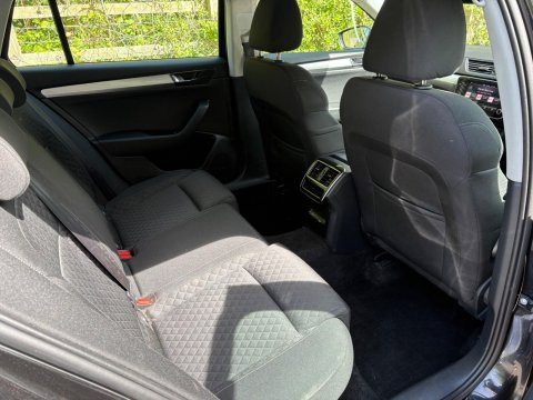 Skoda Superb SE TDI DSG 18