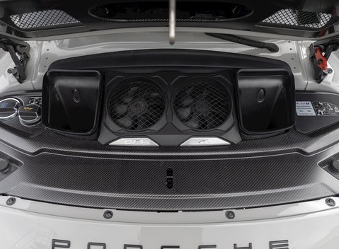 Porsche 911 GT3 (991.2) 29