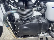 Triumph Bonneville 2014 T100 GREAT CONDITION ONLY 7K ICONIC MODERN CLASSIC 865CC 27