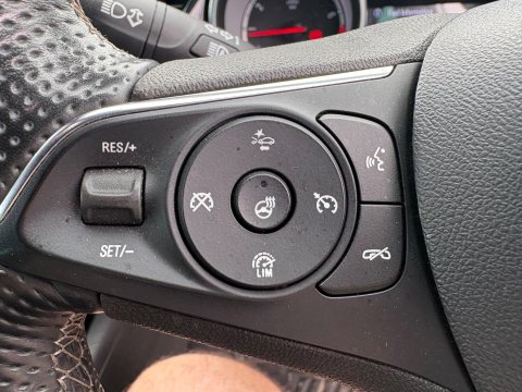 Vauxhall Insignia SRI VX-LINE NAV 4
