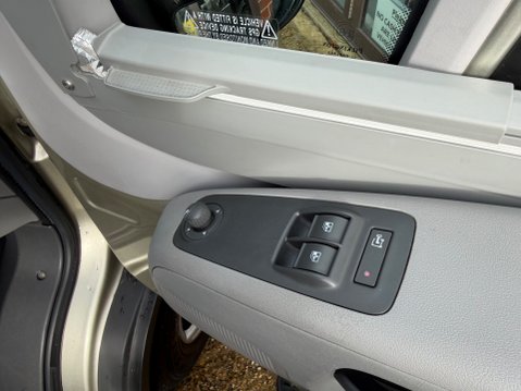 Murvi Morello 1 OWNER, FULL HISTORY, 2 BERTH CAMPER VAN 9