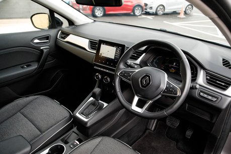 Renault Captur TECHNO E-TECH