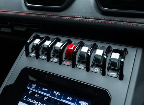 Lamborghini Huracan LP640-4 EVO 18