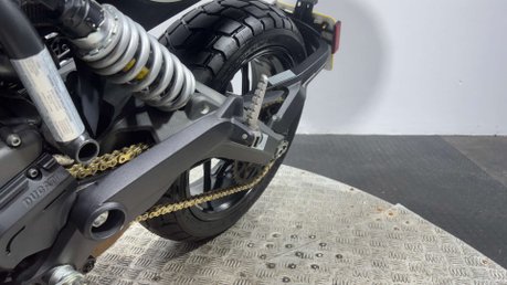 Ducati Scrambler 800 ICON 2015 3K GREAT CONDITION 1 OWNER MOT 800CC NAKED A2 40