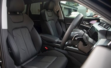 Audi E-Tron 55 Quattro Launch Edition 12