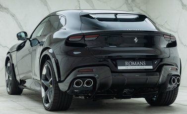 Ferrari Purosangue 11