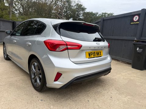 Ford Focus 1.0T EcoBoost ST-Line Hatchback 5dr Petrol Manual Euro 6 (s/s) (125 ps) 16
