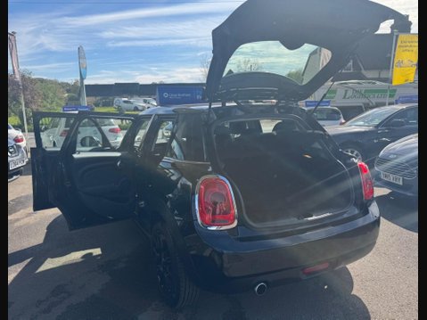 Mini Hatch 1.5 Cooper D Auto Euro 6 (s/s) 5dr 33