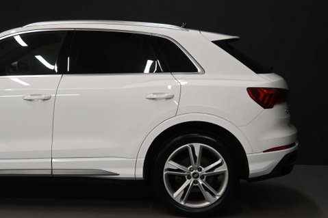 Audi Q3 1.5 Q3 S Line 35 TFSI MHEV Semi-Auto 5dr 21
