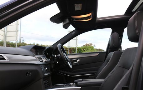 Mercedes-Benz E Class E220 Bluetec AMG Night Edition Premium Plus - Full MBSH 9