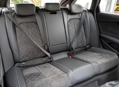 Audi RS4 Avant Sport Edition 13