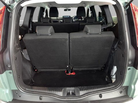 Dacia Jogger 1.6 Hybrid Expression MPV 5dr Petrol Hybrid Auto Euro 6 (s/s) (140 ps) Air 21