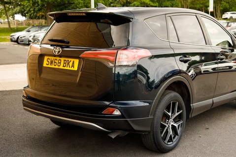 Toyota Rav 4 VVT-I DESIGN 8