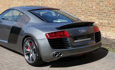 Audi R8 Limited Edition 19