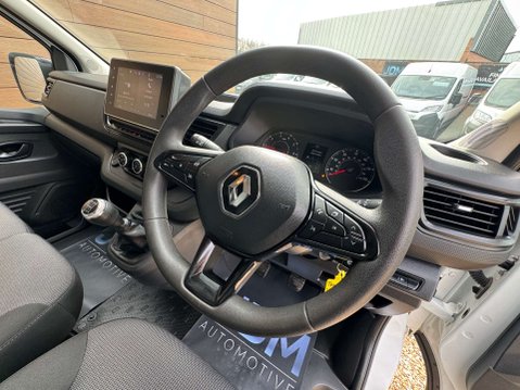 Renault Trafic 2.0 Trafic SL28 Business+ Blue dCi 23