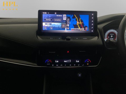 Nissan Qashqai 1.3 DIG-T MHEV N-Connecta SUV 5dr Petrol Hybrid XTRON Euro 6 (s/s) (158 ps) 17