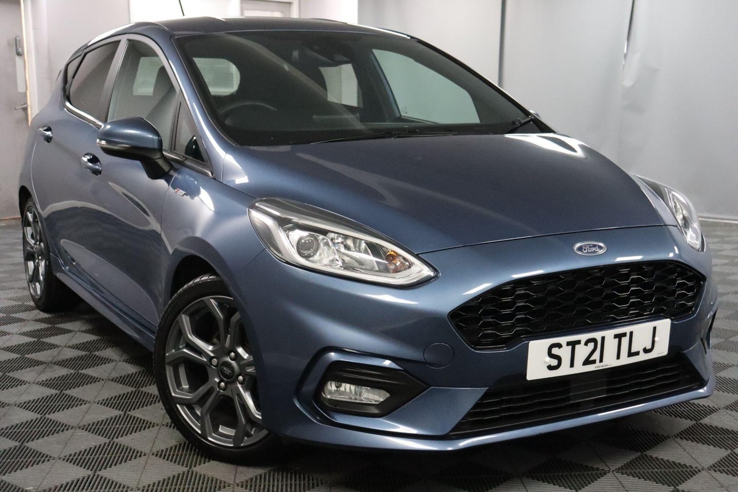 2021 Ford Fiesta — image 4