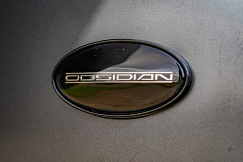 Land Rover Defender D300 SE Obsidian 26