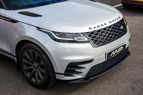 Land Rover Range Rover Velar 3.0 Range Rover Velar R-Dynamic S D300 Auto 4WD 5dr 25