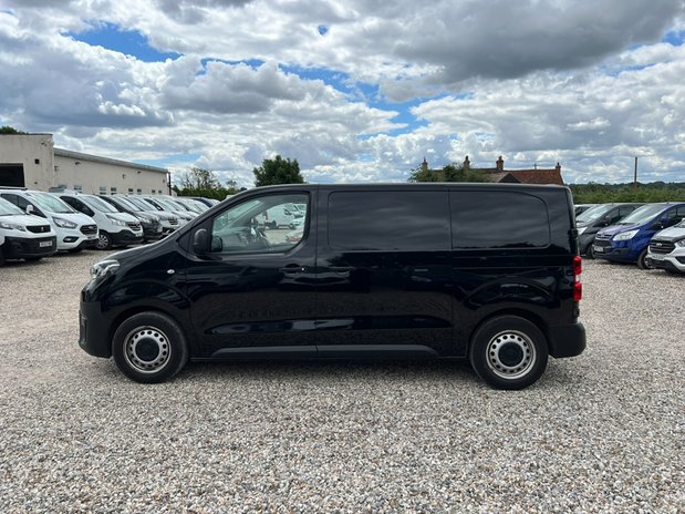 Toyota Proace MWB L2H1 Low Roof Active 2700 Air Con EURO 6 NO VA 1