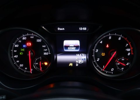 Mercedes-Benz GLA 1.6 GLA180 Urban Edition SUV 5dr Petrol 7G-DCT Euro 6 (s/s) (122 ps) 18